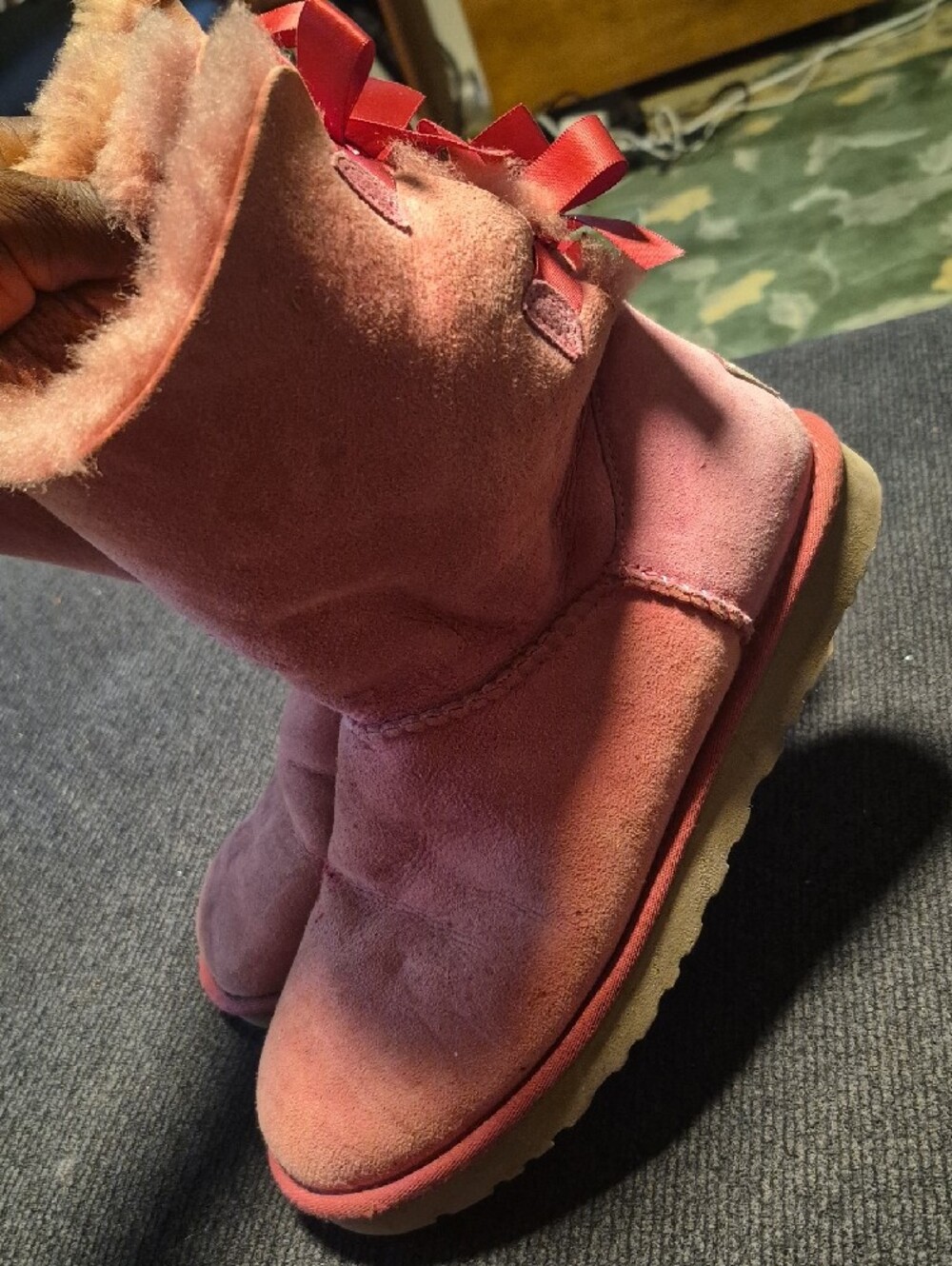 UGG Pink Suede Shearling Boot with Back Bows - Picture 3 of 7